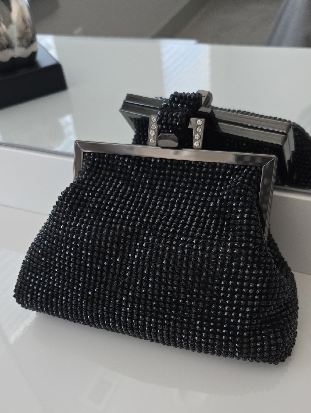 Source Unknown Black Crystal Beaded Wristlet Clutch